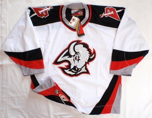 Cloutier Portland Pirates #22 AHL CCM Official Replica Hockey Jersey XL :  : Sports & Outdoors