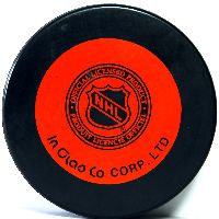 Inglasco Hartford Whalers Vintage Team Logo Souvenir Hockey Puck 