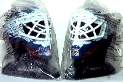 ST. LOUIS BLUES HOCKEY MINI TEAM GOALIE MASK KEYCHAIN 1.5 TALL NHL LICENSED